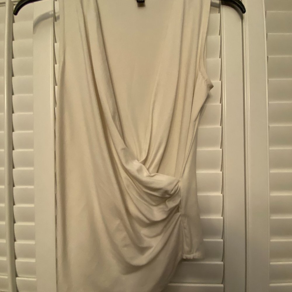 Ann Taylor White Soft Thread wrap shirt size Small